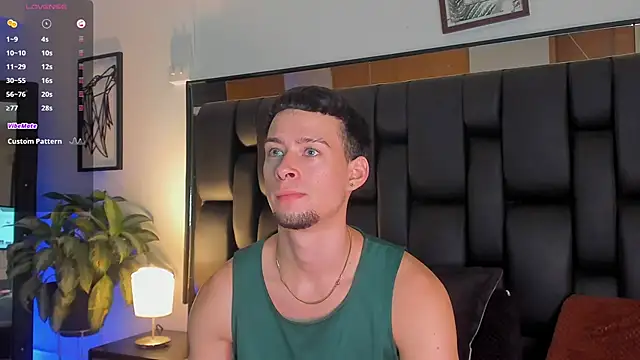 JadeSmiith  online show from 09-24-25, 10:35