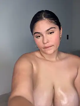 Sarasweet sex online show from 04-28-26, 02:27