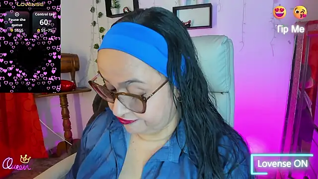 Gia Nahomi online show from 03-12-26, 10:49