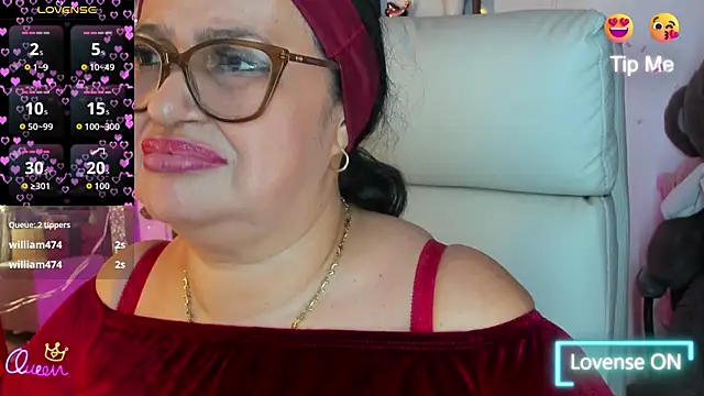 Gia Nahomi online show from 05-16-26, 01:02