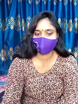 Hot Maleka online show from 02-17-25, 12:38