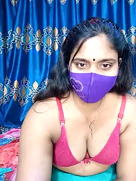Hot Maleka online show from 02-18-25, 06:15