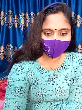 Hot Maleka online show from 03-07-25, 01:40