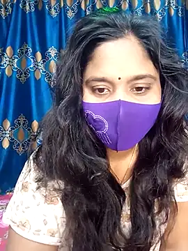 Hot Maleka online show from 03-11-25, 01:16