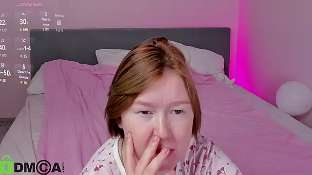 Sara Robinson online show from 11-15-25, 03:04