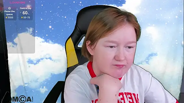 Sara Robinson online show from 11-21-25, 04:00