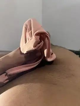 Yolngg online show from 10-13-25, 06:02