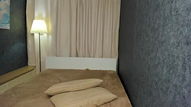 Snapshot of Tiffanyhunt chatting on 01-22-25, 06:20 Tiffanyhunt online show from 01-22-25, 06:20