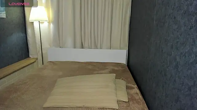 Snapshot of Tiffanyhunt chatting on 01-24-25, 05:42 Tiffanyhunt online show from 01-24-25, 05:42