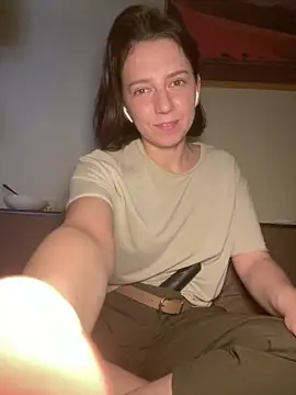 Snapshot of Take_Me_Awayy chatting on 01-31-25, 01:23 Take Me Awayy online show from 01-31-25, 01:23