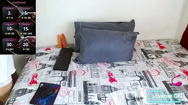 Snapshot of Mercury_muscle chatting on 11-04-25, 11:31 Mercury muscle online show from 11-04-25, 11:31