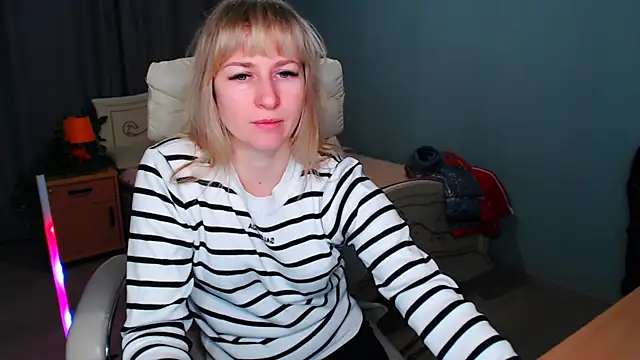 Snapshot of Incredible_Ariela chatting on 01-18-25, 09:34 Incredible Ariela online show from 01-18-25, 09:34