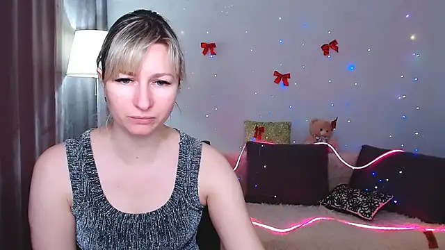 Snapshot of Incredible_Ariela chatting on 02-13-25, 11:39 Incredible Ariela online show from 02-13-25, 11:39