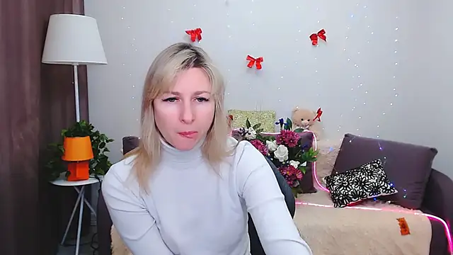 Snapshot of Incredible_Ariela chatting on 02-18-25, 10:27 Incredible Ariela online show from 02-18-25, 10:27