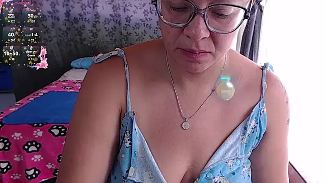 Snapshot of miia-big1boobs_ chatting on 09-26-25, 01:37 miia-big1boobs  online show from 09-26-25, 01:37