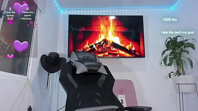 emily palmeer online show from 10-26-25, 03:34