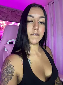 Snapshot of Tamara_Roberts1 chatting on 01-31-25, 05:09 Tamara Roberts1 online show from 01-31-25, 05:09