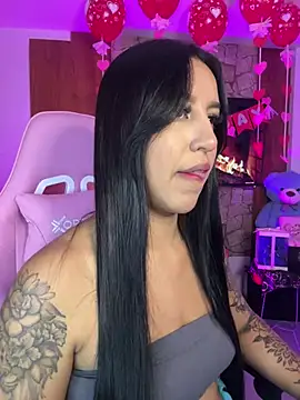 Snapshot of Tamara_Roberts1 chatting on 02-16-25, 03:26 Tamara Roberts1 online show from 02-16-25, 03:26
