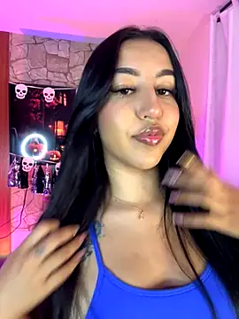 Snapshot of Tamara_Roberts1 chatting on 10-23-25, 12:10 Tamara Roberts1 online show from 10-23-25, 12:10