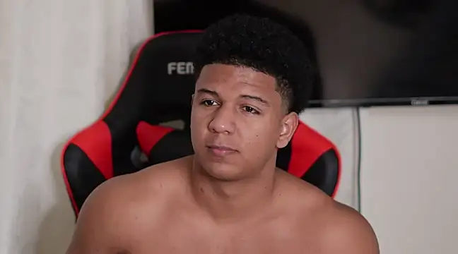 Snapshot of May_Dylan1 chatting on 12-14-24, 02:12 May Dylan1 online show from 12-14-24, 02:12