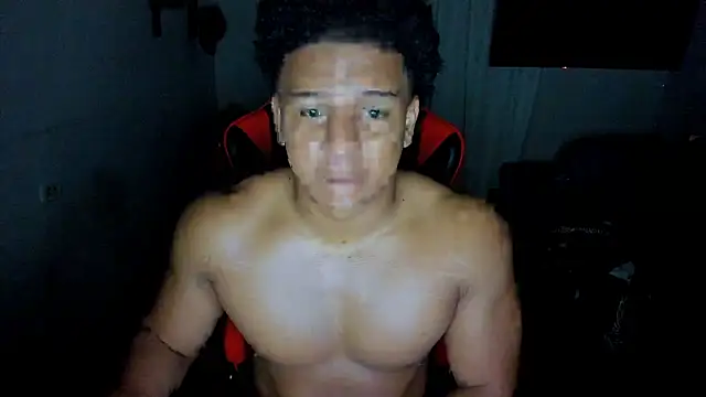 Snapshot of May_Dylan1 chatting on 10-05-25, 02:21 May Dylan1 online show from 10-05-25, 02:21