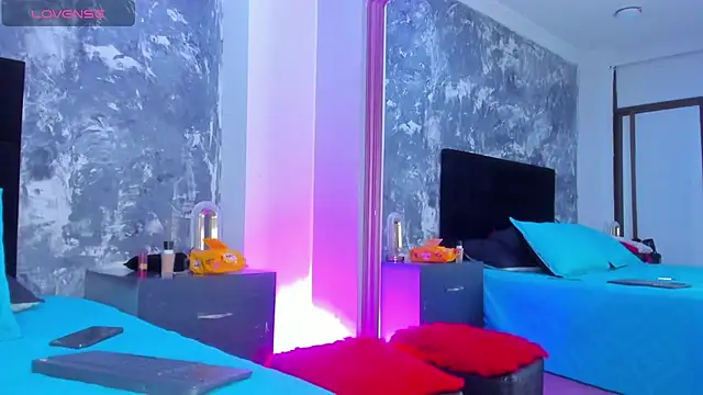 AuroraRojas online show from 01-16-25, 10:02