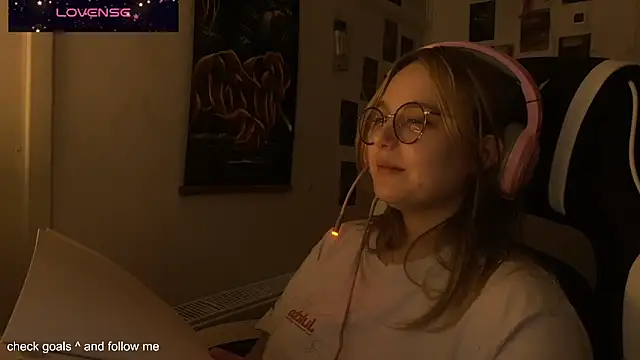 JacyWinslat online show from 10-29-25, 03:03