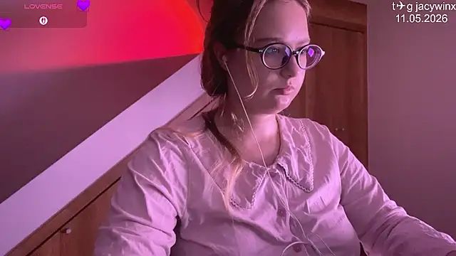 JacyWinslat online show from 05-11-26, 02:01
