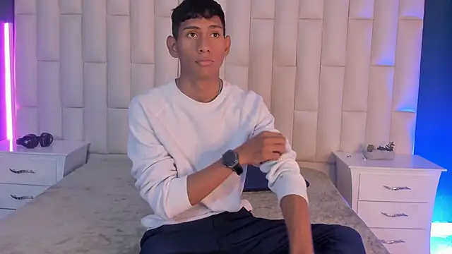 Nick Collins18 online show from 03-01-25, 04:37