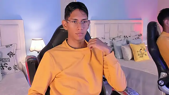 Nick Collins18 online show from 10-13-25, 05:35