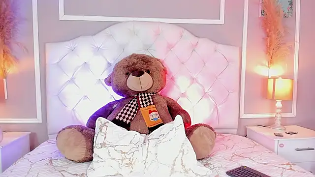 evelyn evony online show from 12-12-24, 08:14