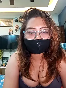 Cute-mona online show from 02-17-26, 10:16