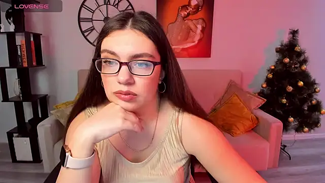 DaniellaLovely online show from 12-13-24, 10:19