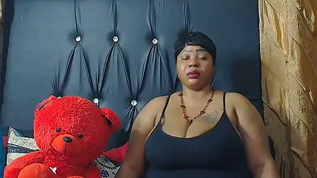 Snapshot of HUMONGUOUSTITSS chatting on 09-18-25, 03:52 HUMONGUOUSTITSS online show from 09-18-25, 03:52