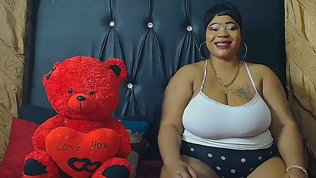 Snapshot of HUMONGUOUSTITSS chatting on 10-07-25, 04:15 HUMONGUOUSTITSS online show from 10-07-25, 04:15