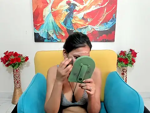 evaaelfiee online show from 03-13-26, 03:35