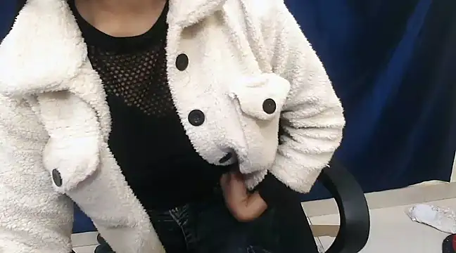 Snapshot of cutie-pie8 chatting on 01-26-25, 11:29 cutie-pie8 online show from 01-26-25, 11:29