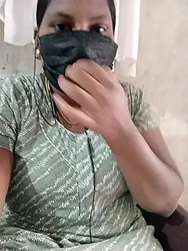 Snapshot of kavinila20 chatting on 12-11-24, 04:28 kavinila20 online show from 12-11-24, 04:28