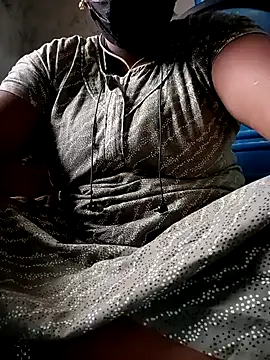 Snapshot of kavinila20 chatting on 01-23-25, 06:28 kavinila20 online show from 01-23-25, 06:28