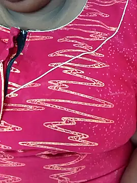 Snapshot of kavinila20 chatting on 09-24-25, 11:02 kavinila20 online show from 09-24-25, 11:02