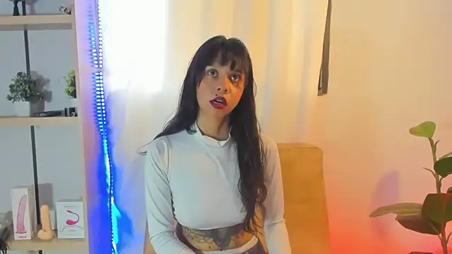 Snapshot of ladynemesis chatting on 01-27-25, 09:22 ladynemesis online show from 01-27-25, 09:22