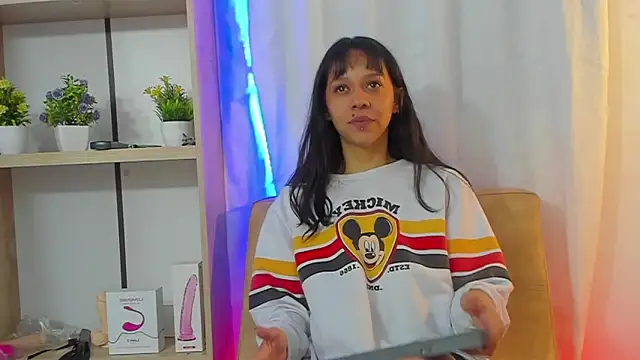 Snapshot of ladynemesis chatting on 02-14-25, 01:23 ladynemesis online show from 02-14-25, 01:23