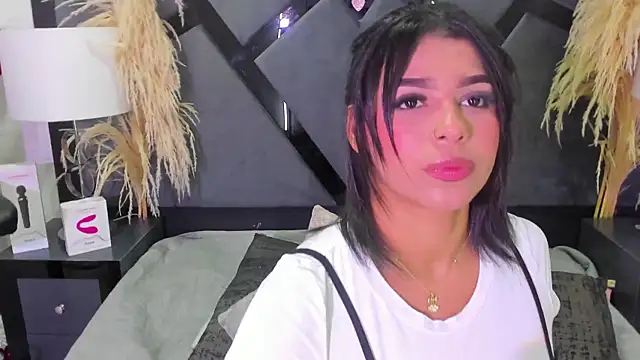 TiaraRosse online show from 01-10-26, 03:30