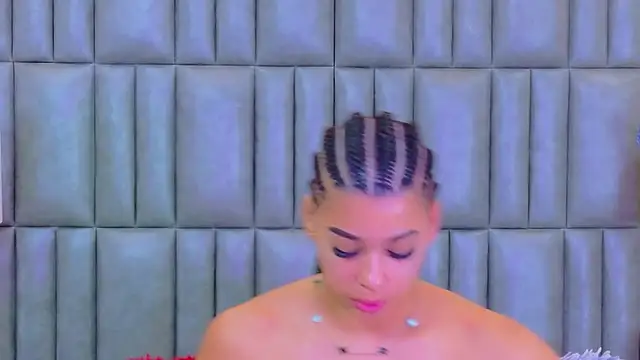 TiaraRosse online show from 03-13-26, 11:39