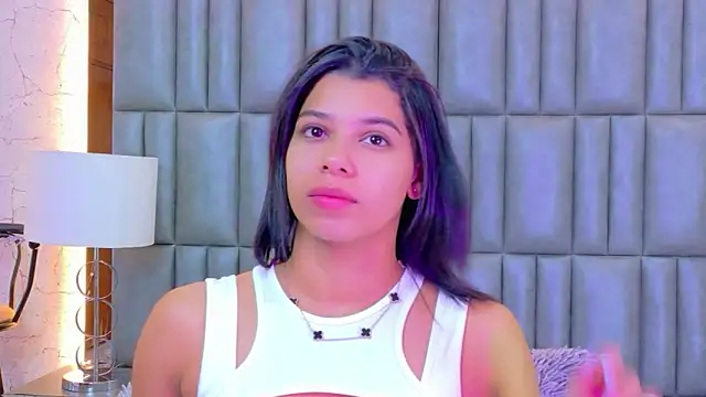 TiaraRosse online show from 04-24-26, 11:45