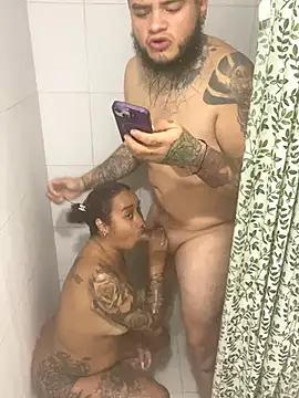 Cafeziitha02 online show from 10-16-25, 06:31