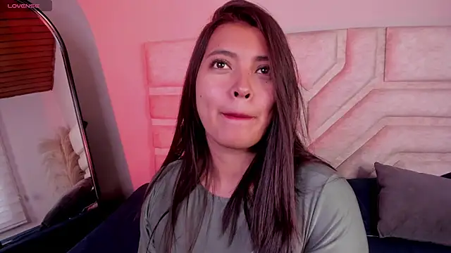 Rebeca Williams  online show from 12-05-25, 01:20