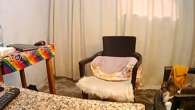 Oh Tique online show from 01-18-25, 03:49