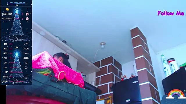 Snapshot of Ts_veryhot chatting on 12-17-24, 06:42 Ts veryhot online show from 12-17-24, 06:42