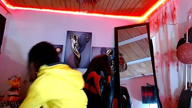 Maidi  online show from 09-12-25, 01:55